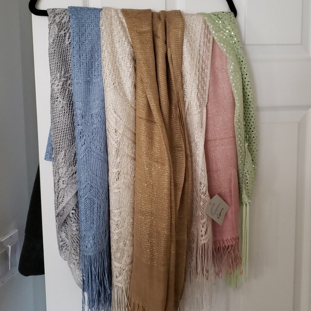 Bundle of 6 scarfs